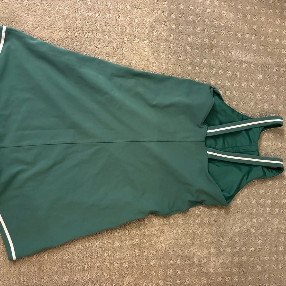 Vuori Green Tank Dress with White Trim - Picture 3 of 5